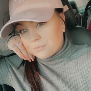 Meet your Posher, Katlyn